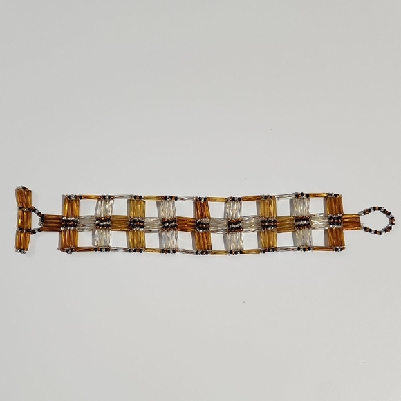 Chic Gold and Silver Beaded Bracelet - Picture 1 of 3